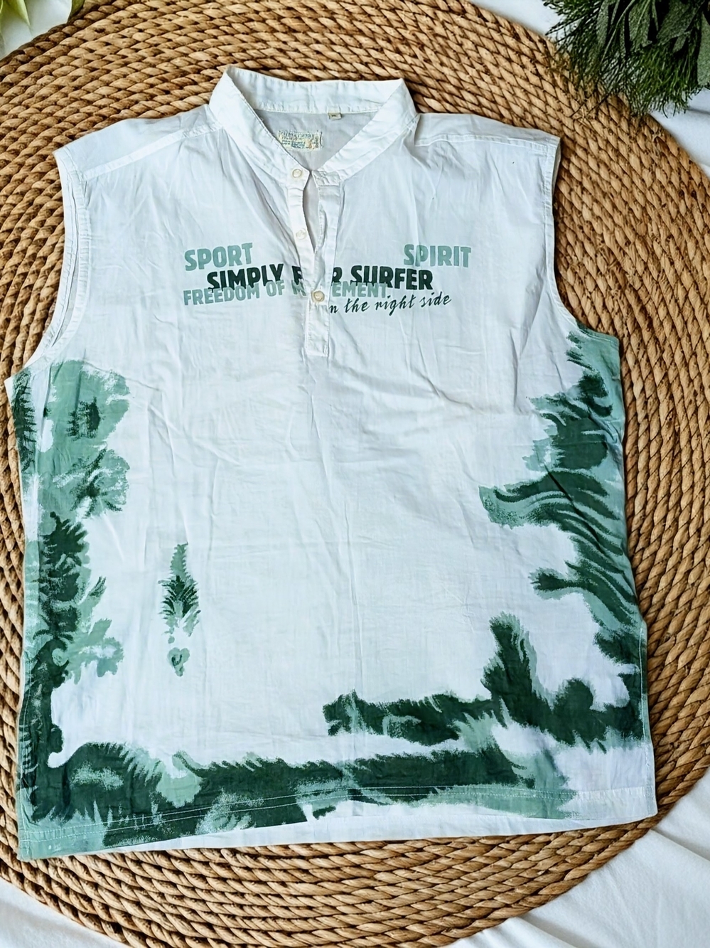 Vintage 80s Ultra Light Cotton Muscle Sleeveless Graphic Surfer Shirt Size XL